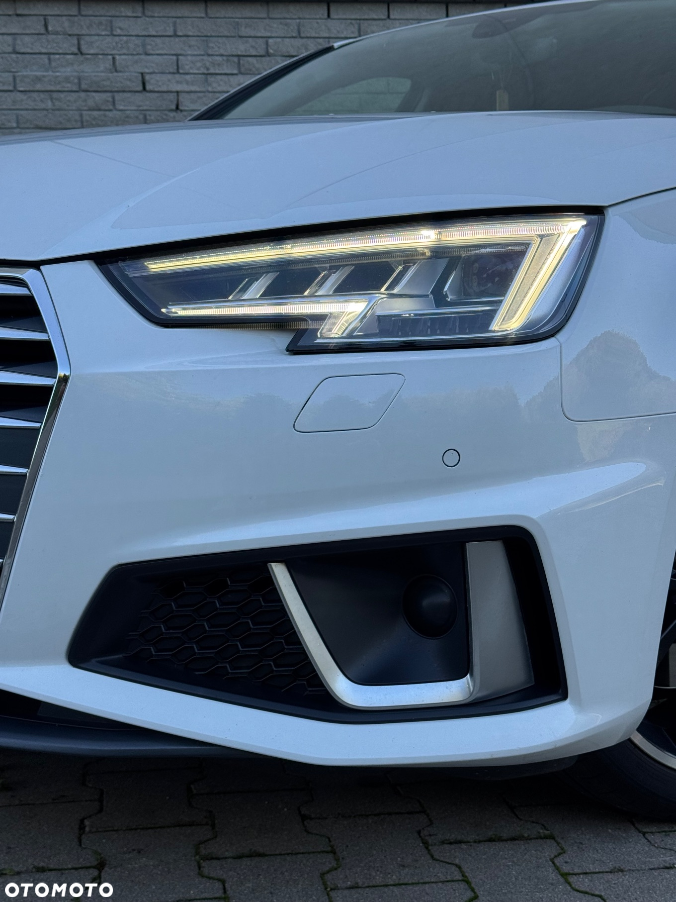 Audi A4 - 24
