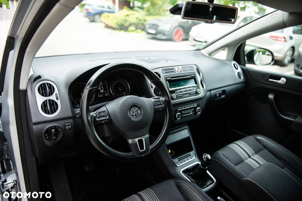 Volkswagen Golf Plus 1.2 TSI MATCH - 16