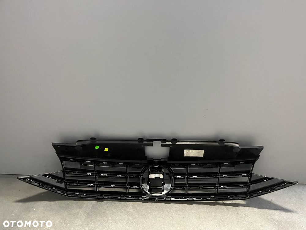 VW PASSAT B8 3G0 LIFT 19-23 GRILL ATRAPA KRATKA W ZDERZAK PRZÓD 3G0853653N - 4