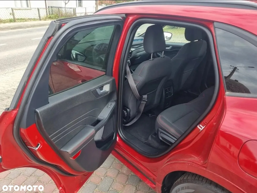Ford Kuga 2.5P PHEV FWD ST-Line - 11