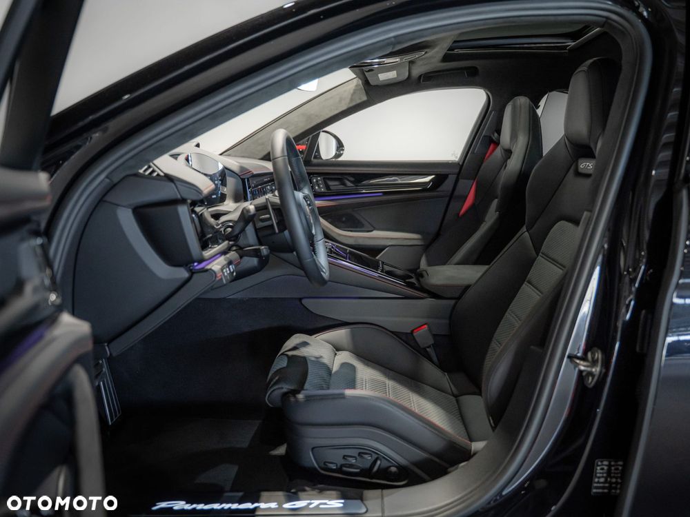 Porsche Panamera GTS - 17