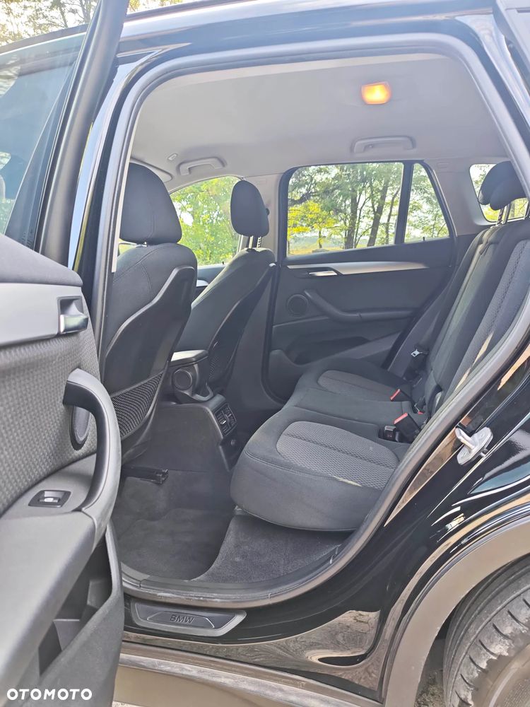 BMW X1 xDrive18d Advantage sport - 31