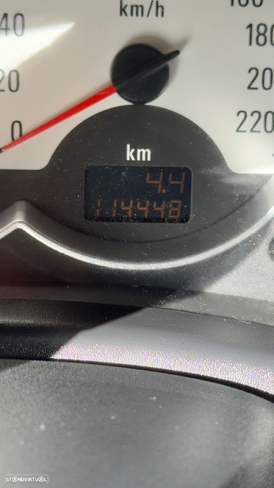 Opel Corsa 1.2 Twinport Enjoy - 15
