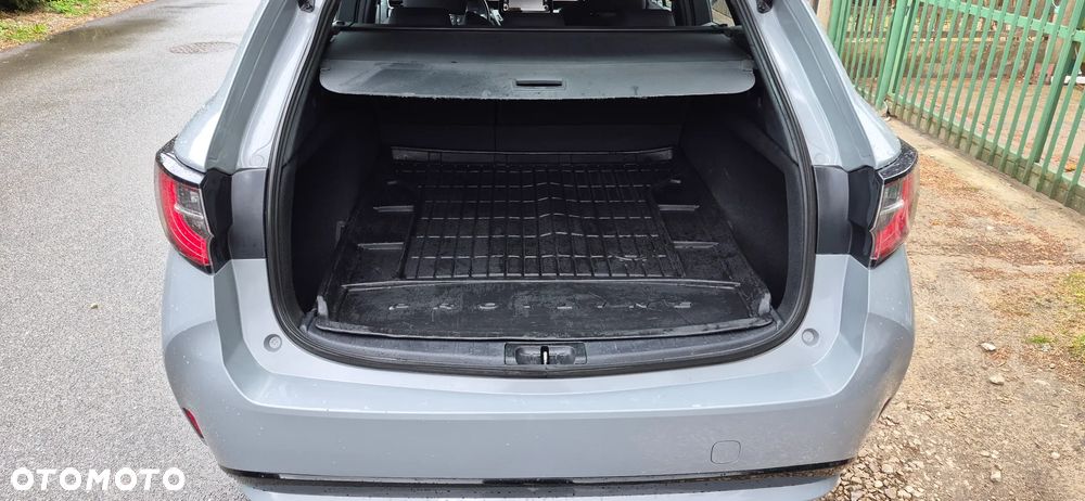 Toyota Corolla 1.8 Hybrid Active - 28