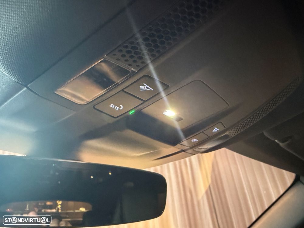 Porsche Taycan Cross Turismo 4S - 56