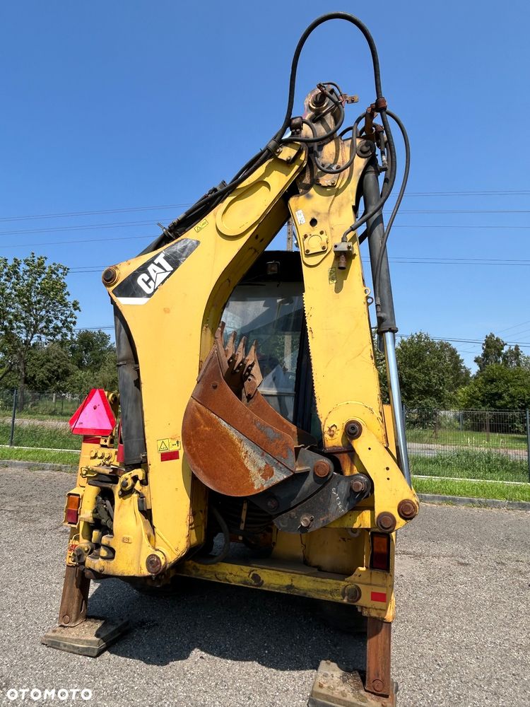 Caterpillar CAT 432E - 5