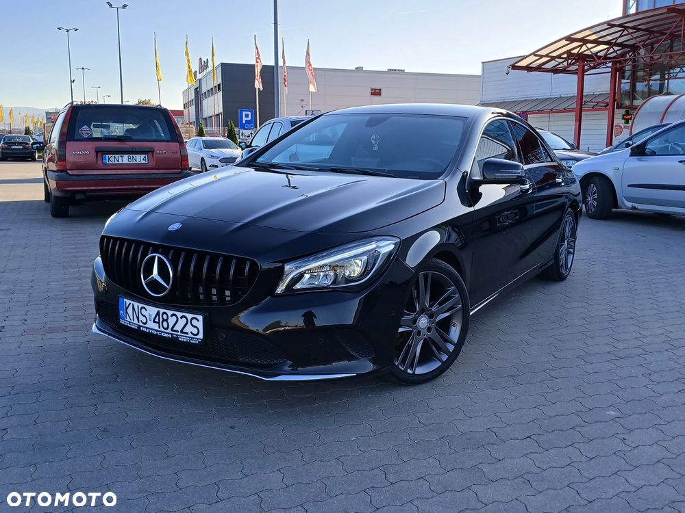Mercedes-Benz CLA 200 7G-DCT AMG Line - 3
