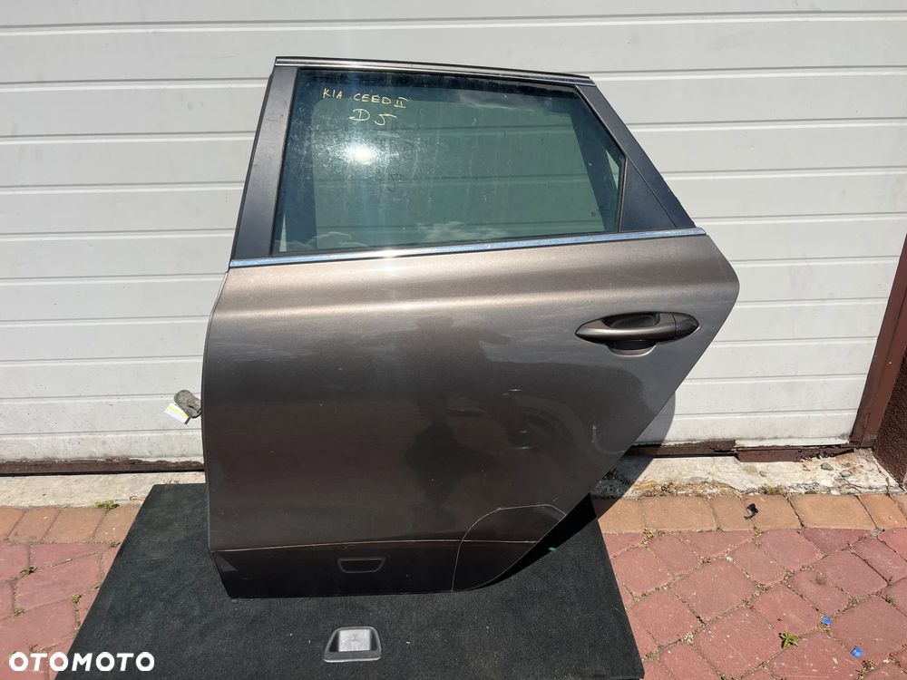 DRZWI LEWY TYŁ KIA CEED II KOMBI D5