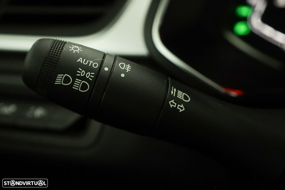 Renault Captur 1.0 TCe Techno Bi-Fuel - 17