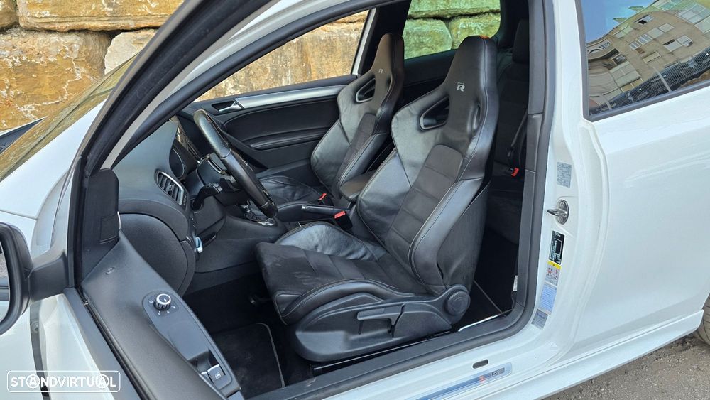 VW Golf - 37