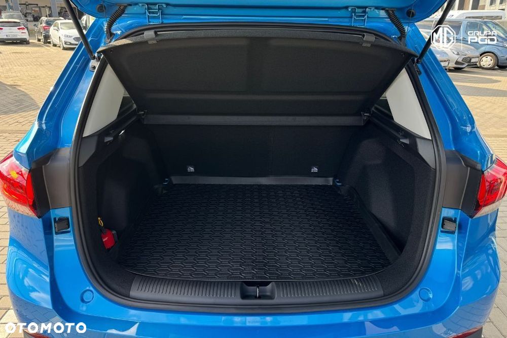 MG ZS Hybrid+ - 26