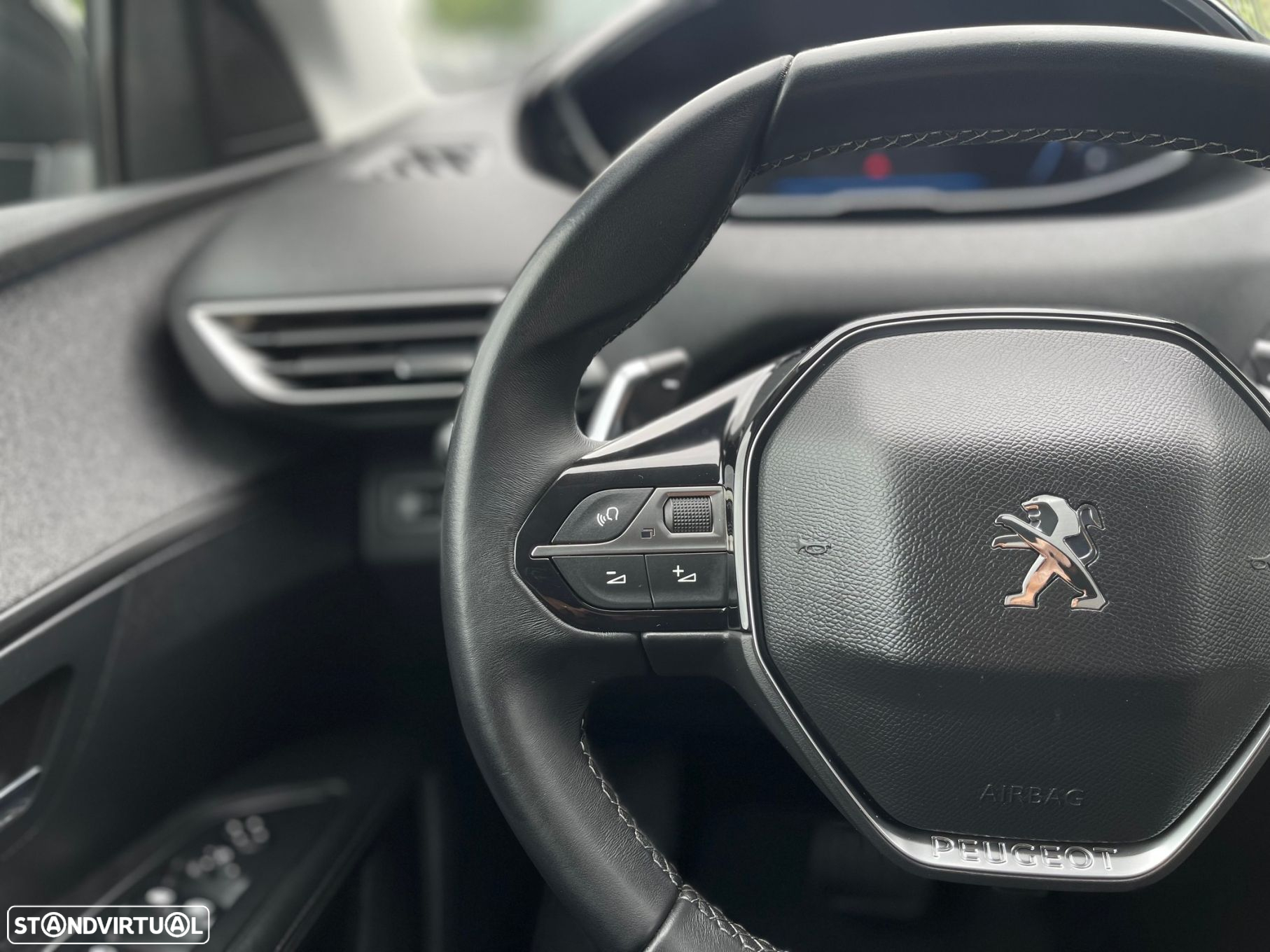 Peugeot 3008 1.5 BlueHDi Allure EAT8 - 17