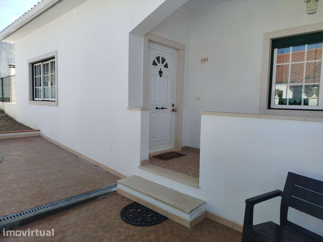 Moradia T4 isolada com 3 casas de banho - Grande imagem: 3/20