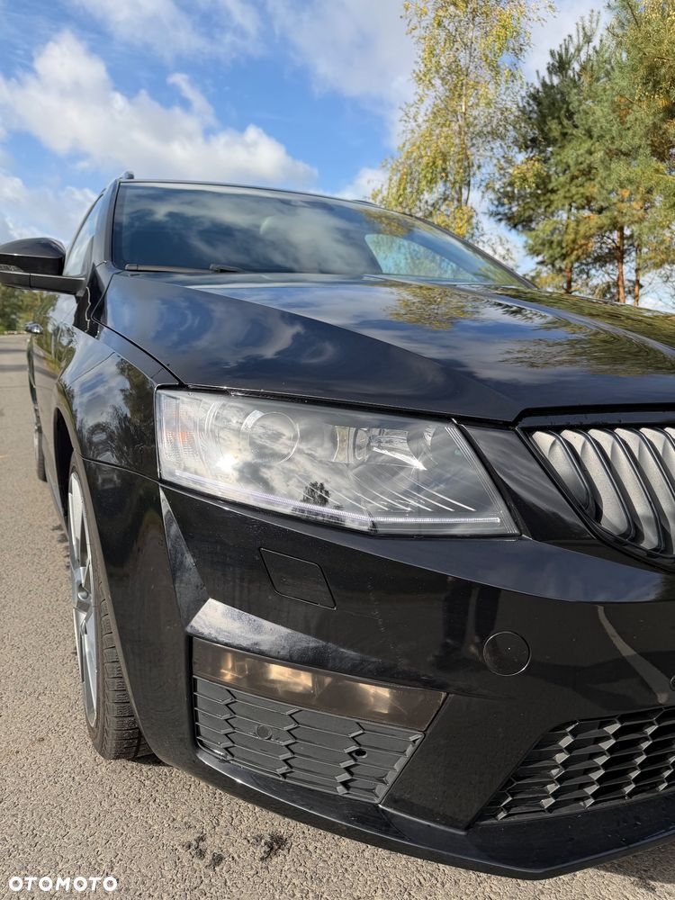 Skoda Octavia 2.0 TDI DSG RS - 12