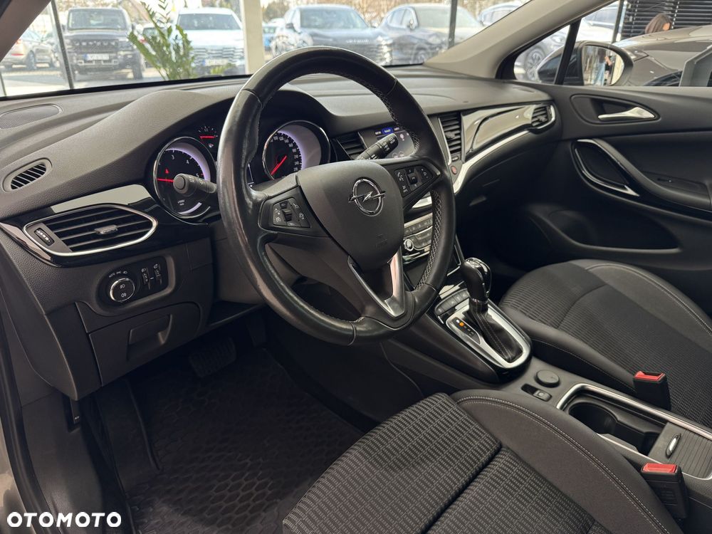Opel Astra - 8