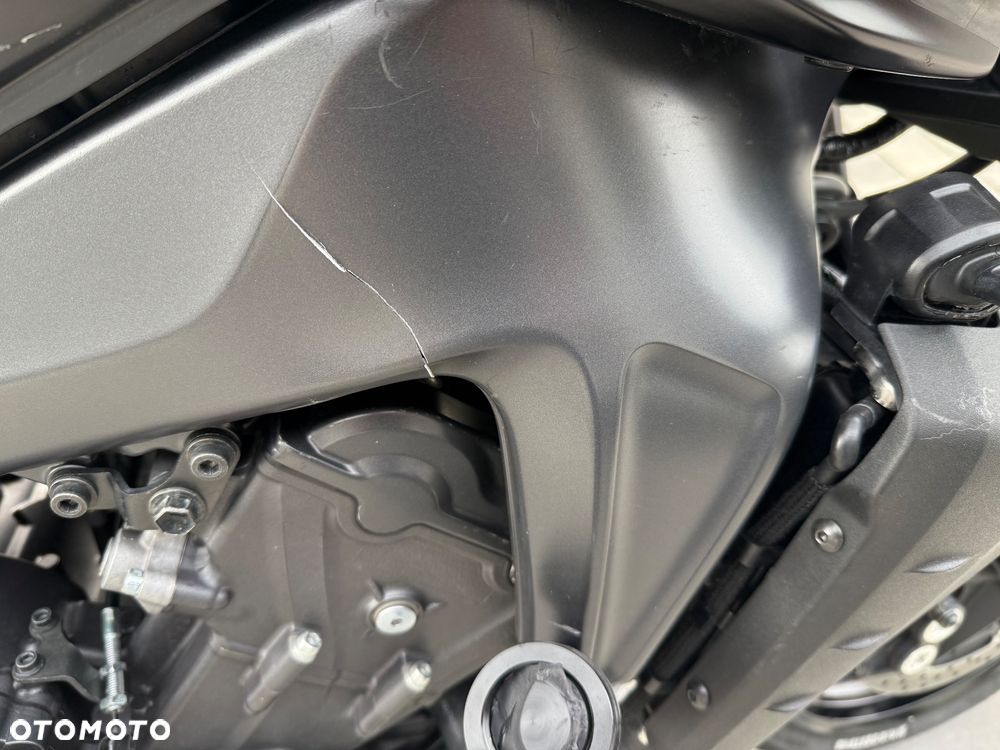 Yamaha MT - 8