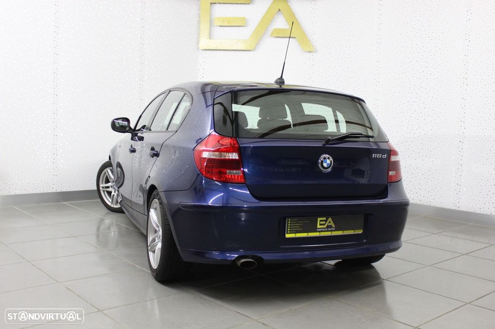 BMW 118 d Line Sport - 4