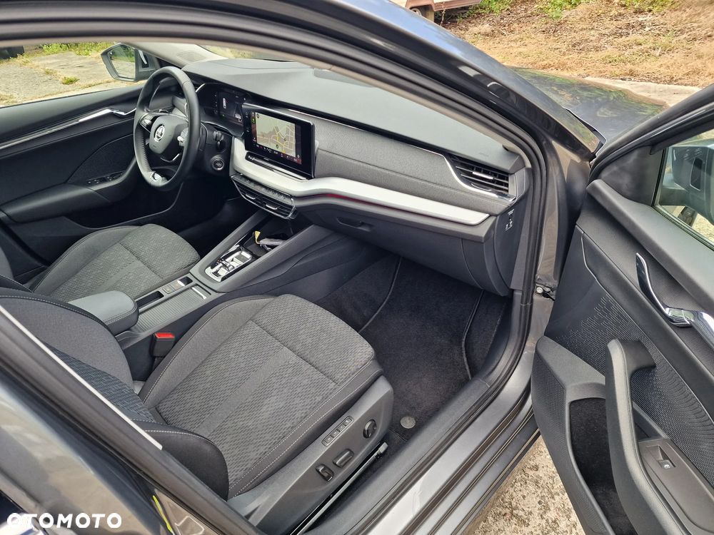 Skoda Octavia 2.0 TDI DSG Style - 20