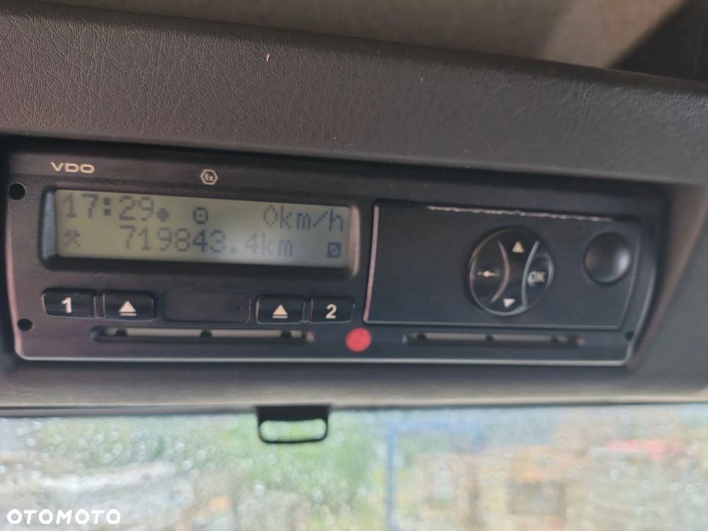 MAN TGL 12.210 4x2 BL - 5