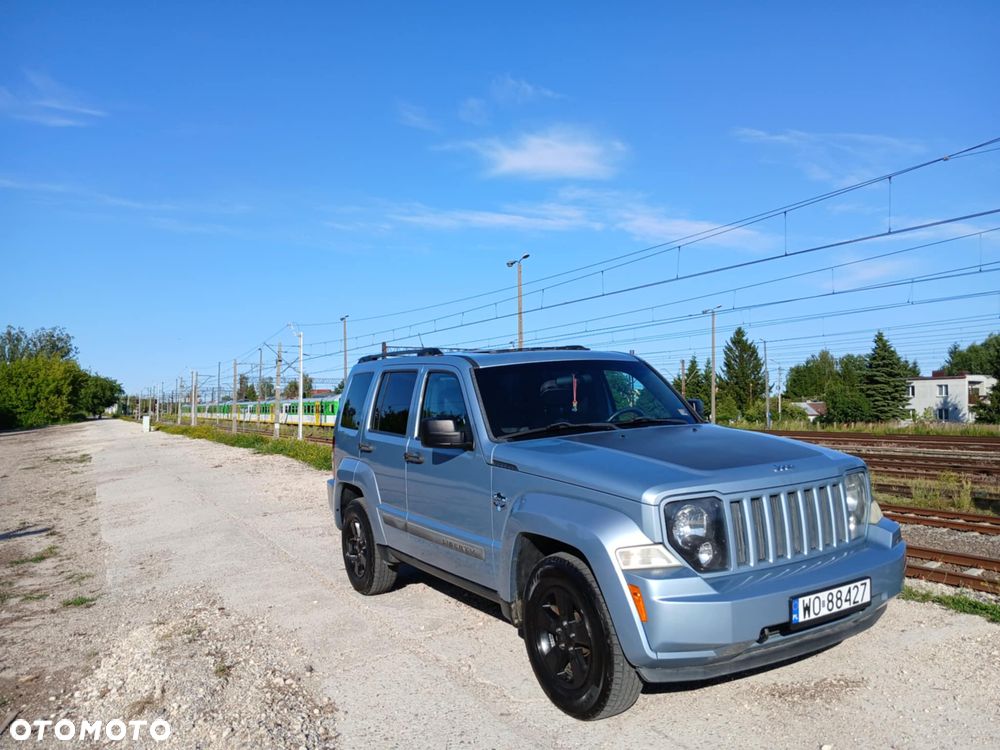 Jeep Liberty - 11