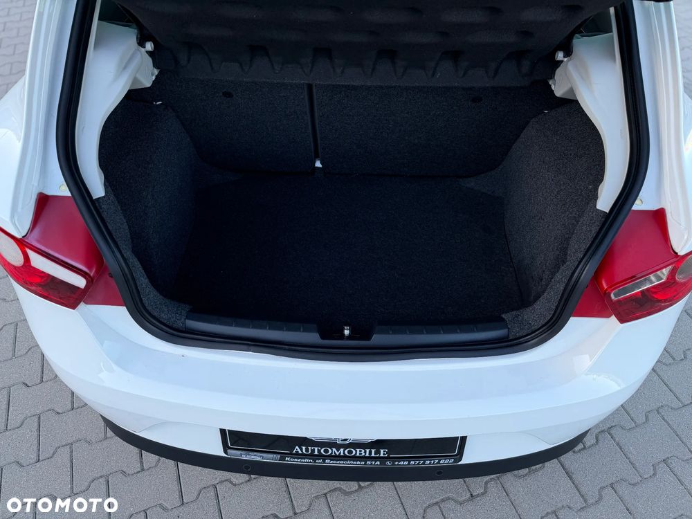 Seat Ibiza SC 1.4 16V Sport - 13
