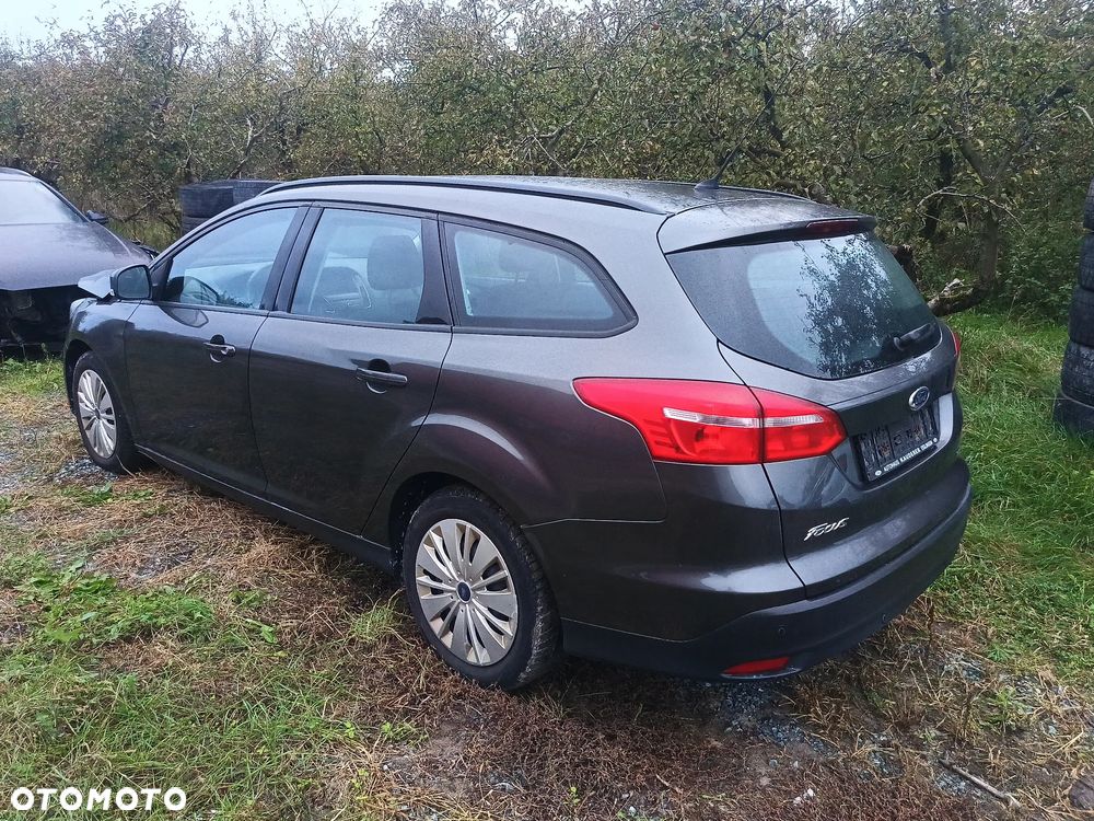 Ford Focus 1.5 EcoBoost Trend ASS - 4