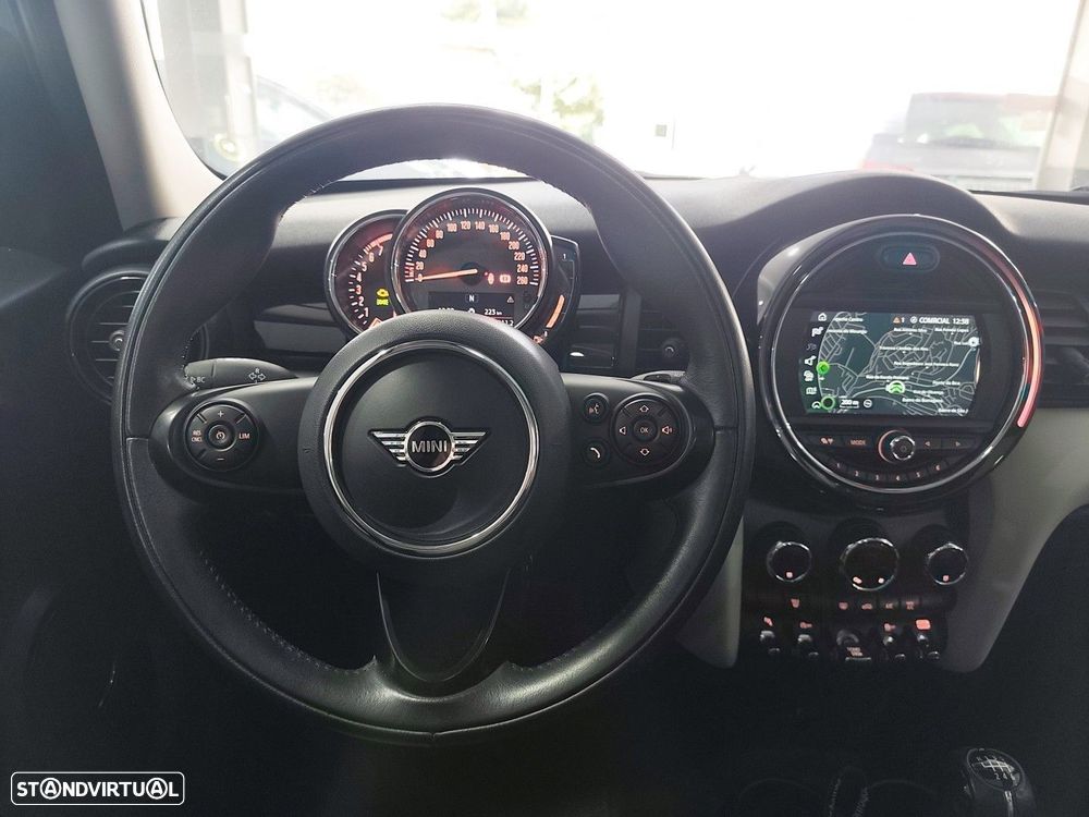 MINI 5 Portas Cooper S - 19