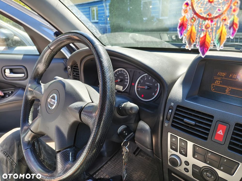 Nissan Almera 1.8 Tekna - 2