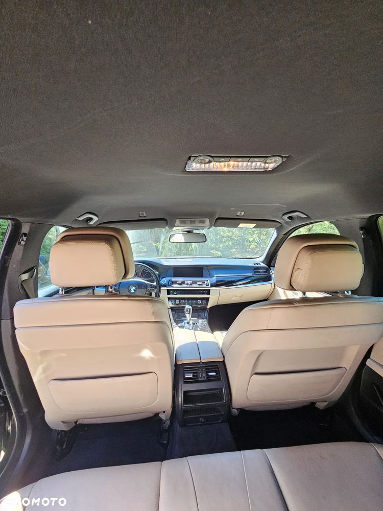 BMW Seria 5 ver-530d - 14