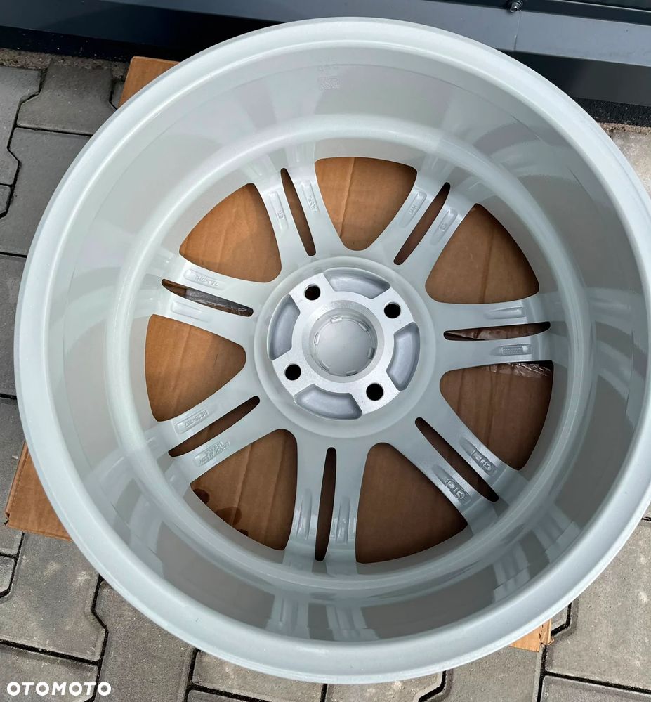 Felgi Aluminiowe RC-Design RC28 7,5x17 4x108 ET40 ( 2 szt. ) Nowe Nr Kat. F9 - 2