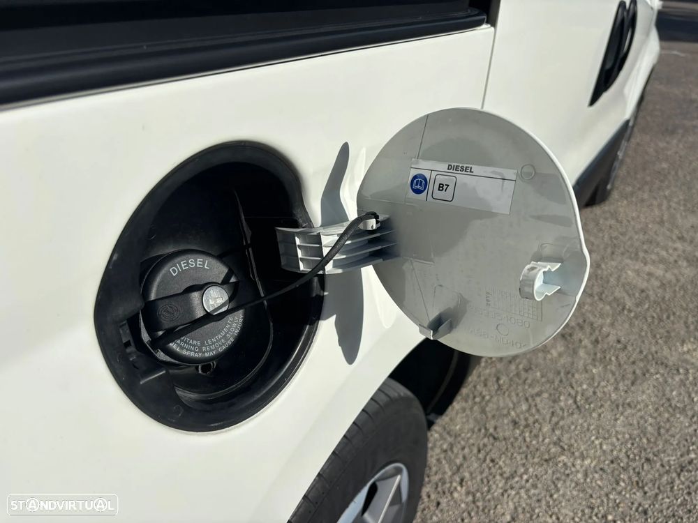 Fiat FIORINO 1.3 M-jet Adventure  A/C IVA DEDUTIVEL - 9