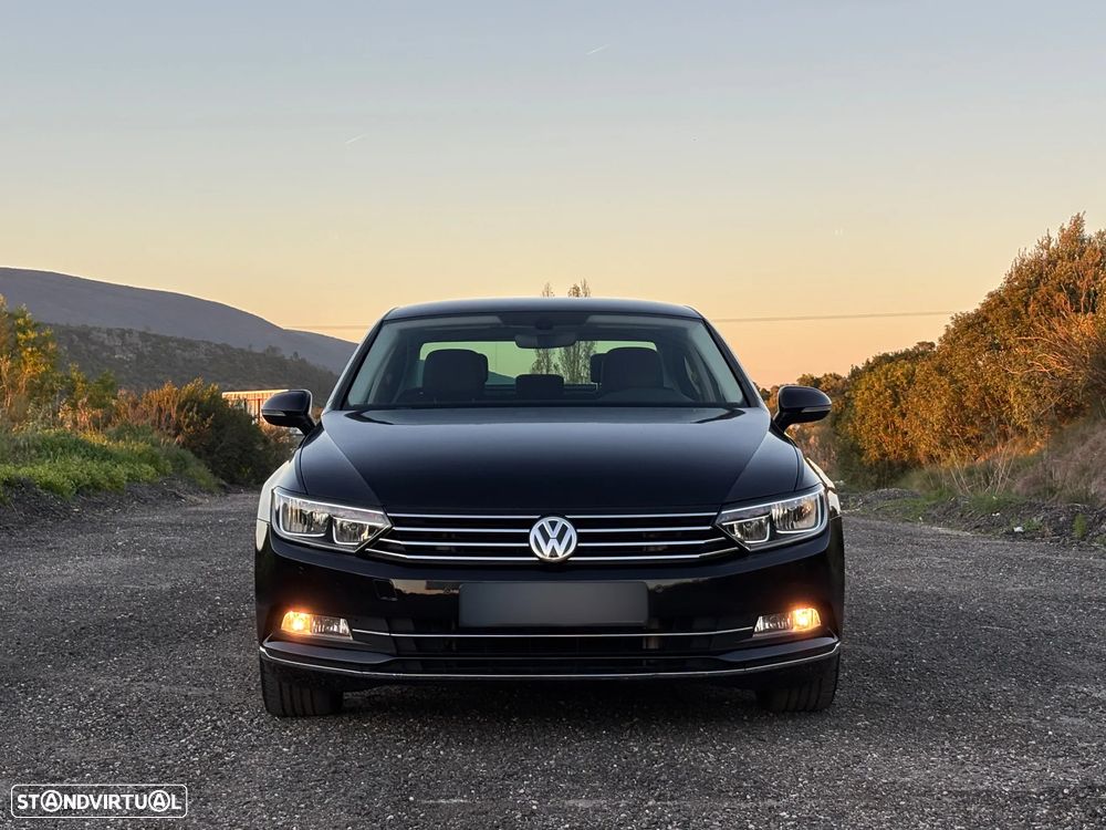 VW Passat 2.0 TDI Highline DSG - 2