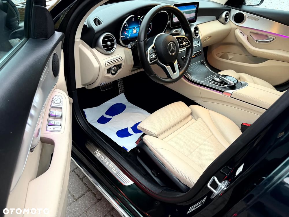 Mercedes-Benz Klasa C 220 d 9G-TRONIC Exclusive - 24