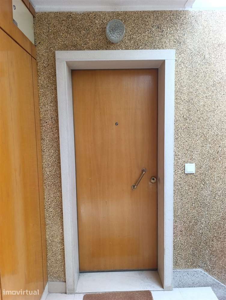 Apartamento T2 Arrendamento em Alfragide,Amadora - Grande imagem: 2/9