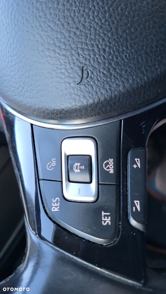 Volkswagen Passat 2.0 TDI BMT 4Mot Highline - 15