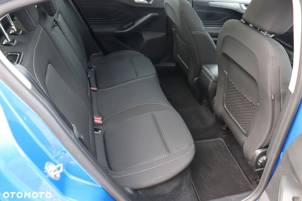 Ford Focus 1.5 EcoBlue Start-Stopp-System TITANIUM STYLE - 34