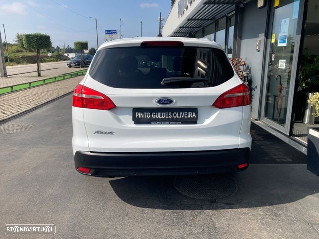 Ford Focus SW 1.5 TDCi Titanium - 8