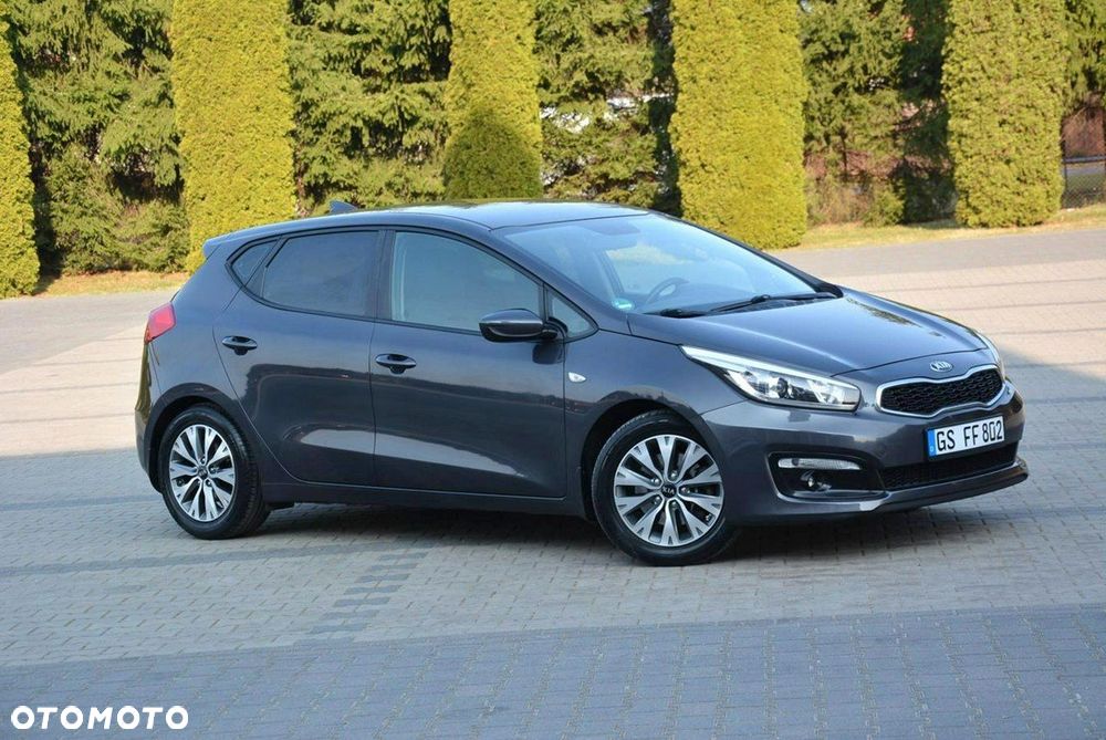 Kia Ceed 1.4 CVVT Attract - 10