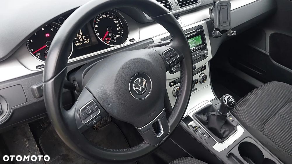 Volkswagen Passat 1.4 TSI BlueMotion Technology Comfortline - 11
