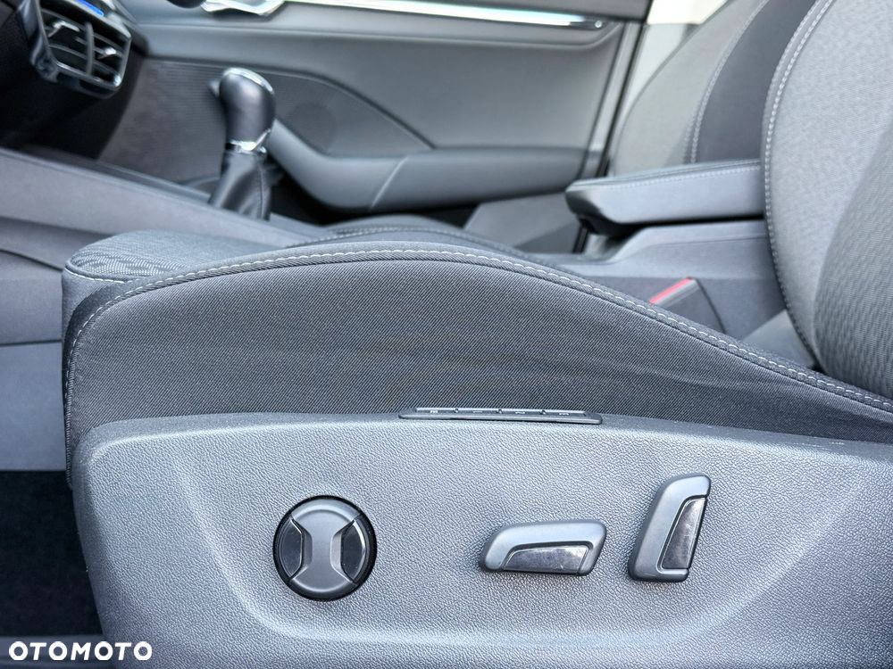Skoda Octavia 2.0 TDI Style - 28