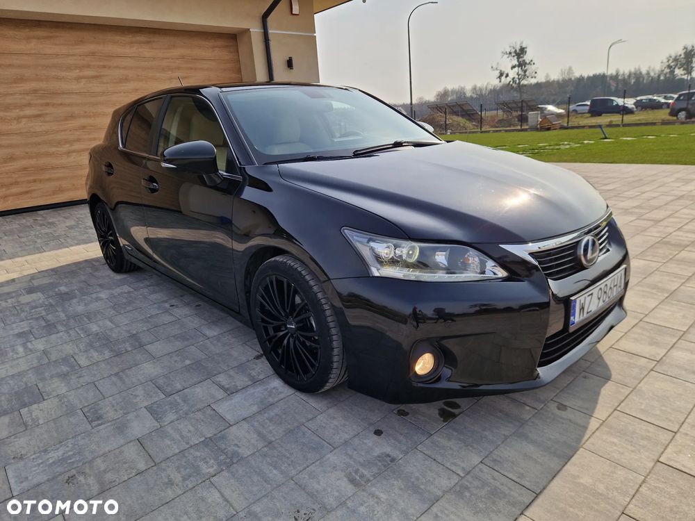 Lexus CT 200h Prestige - 2