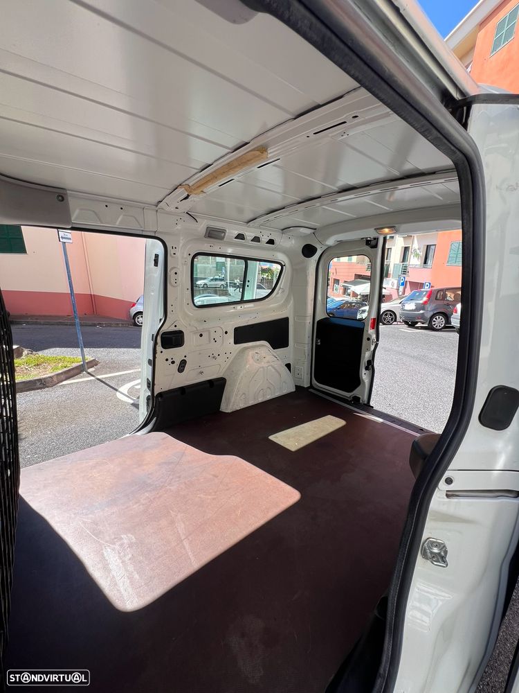 Fiat Doblo Cargo Maxi - 8