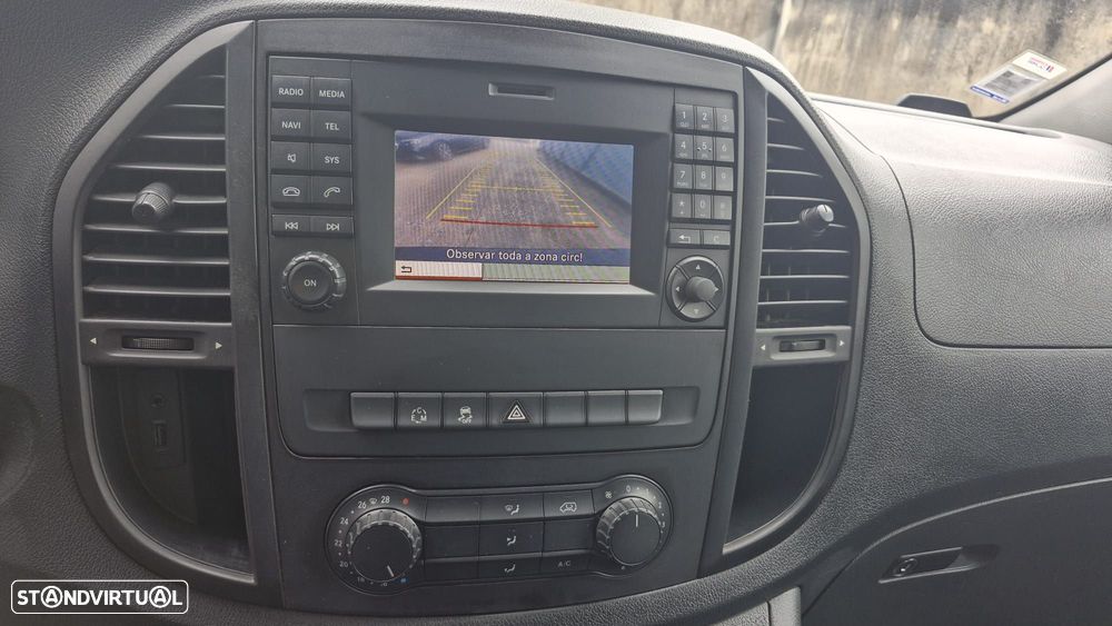 Mercedes-Benz V 200 - 10