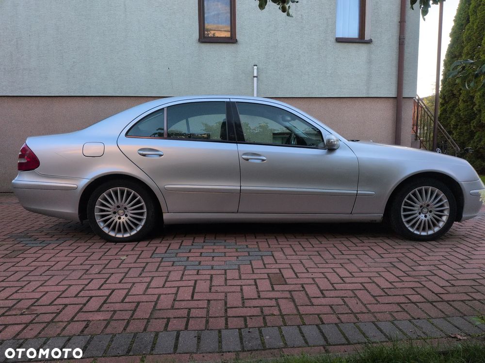 Mercedes-Benz Klasa E 200 CDI Elegance - 3
