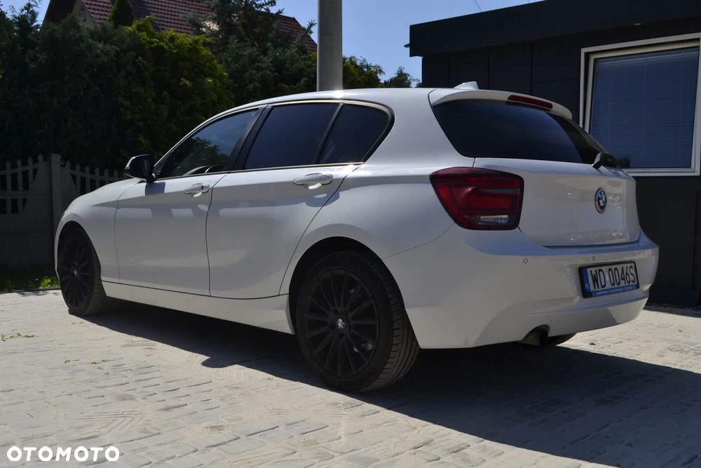 BMW Seria 1 118i Sport Line - 19