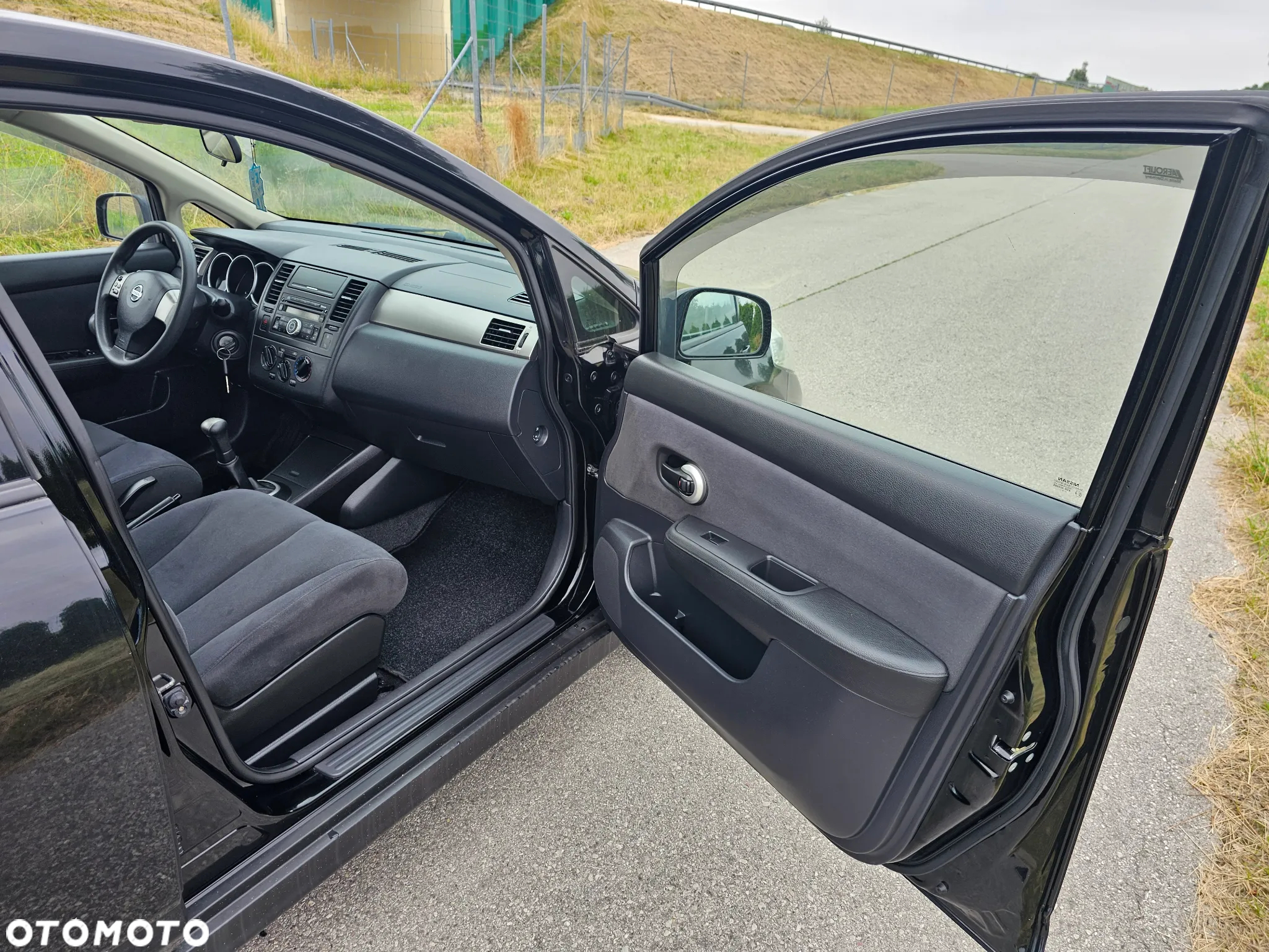 Nissan Tiida 1.6 Acenta - 18