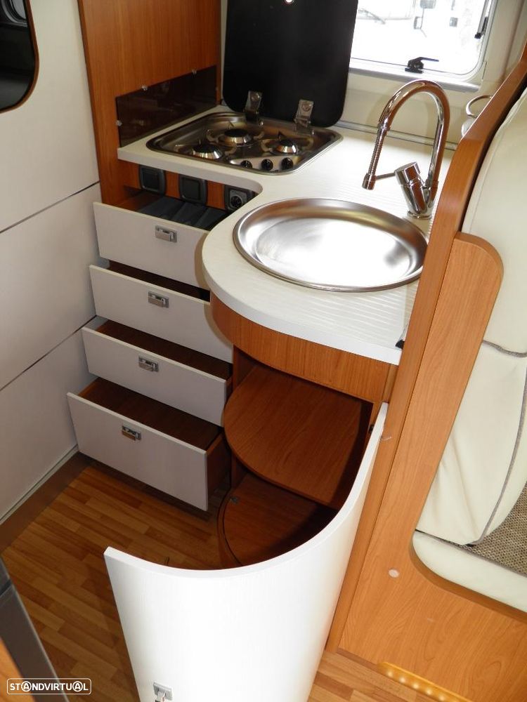 Giottiline G-Line 938 (Cama central) - 12