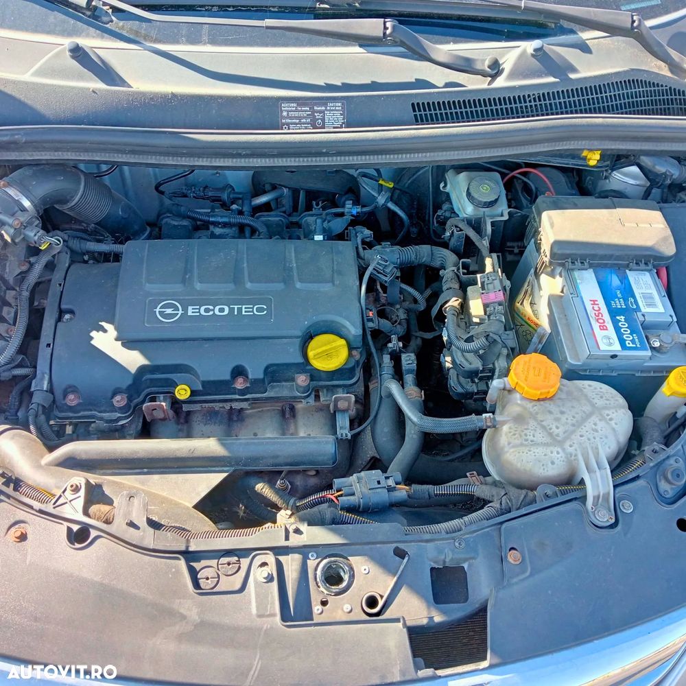 Opel Corsa 1.2 Essentia - 8