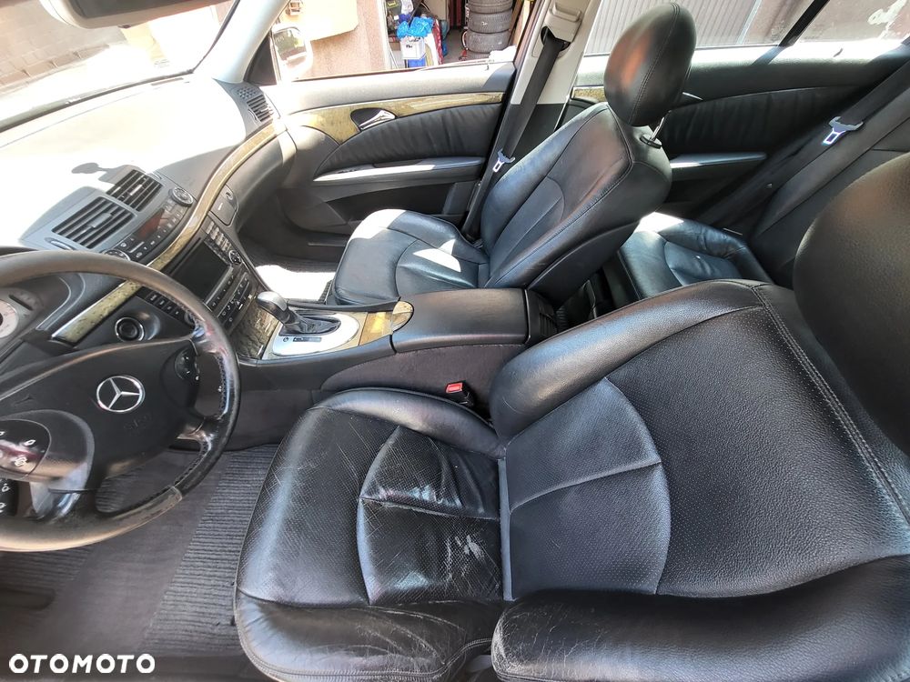 Mercedes-Benz Klasa E 320 CDI T Avantgarde - 12