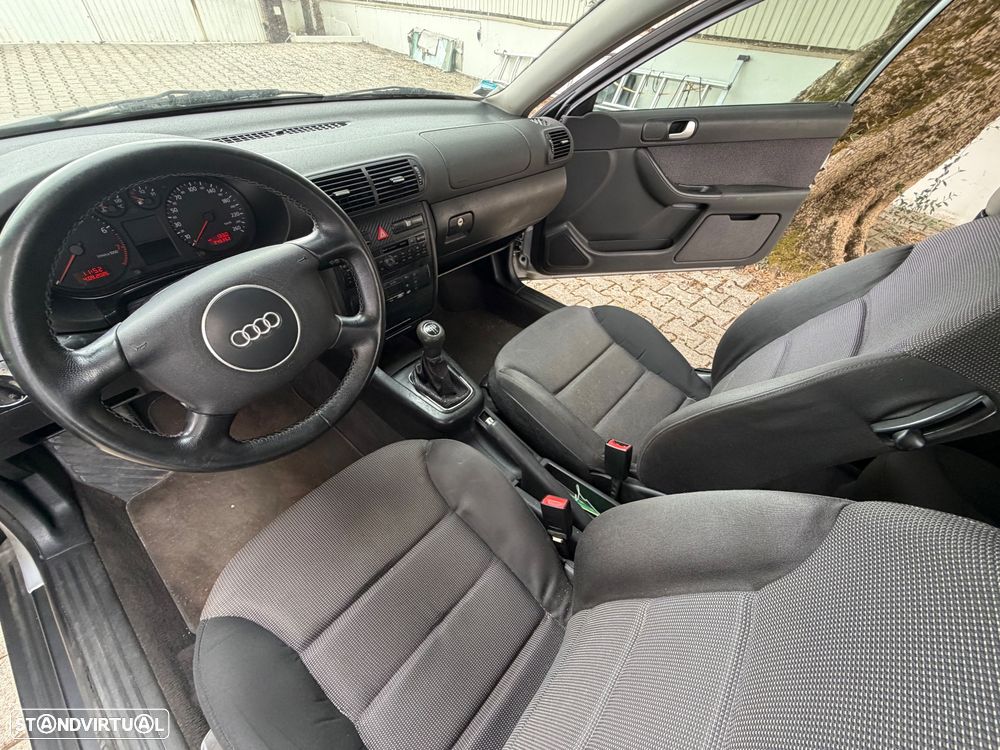 Audi A3 1.6 Attraction - 18